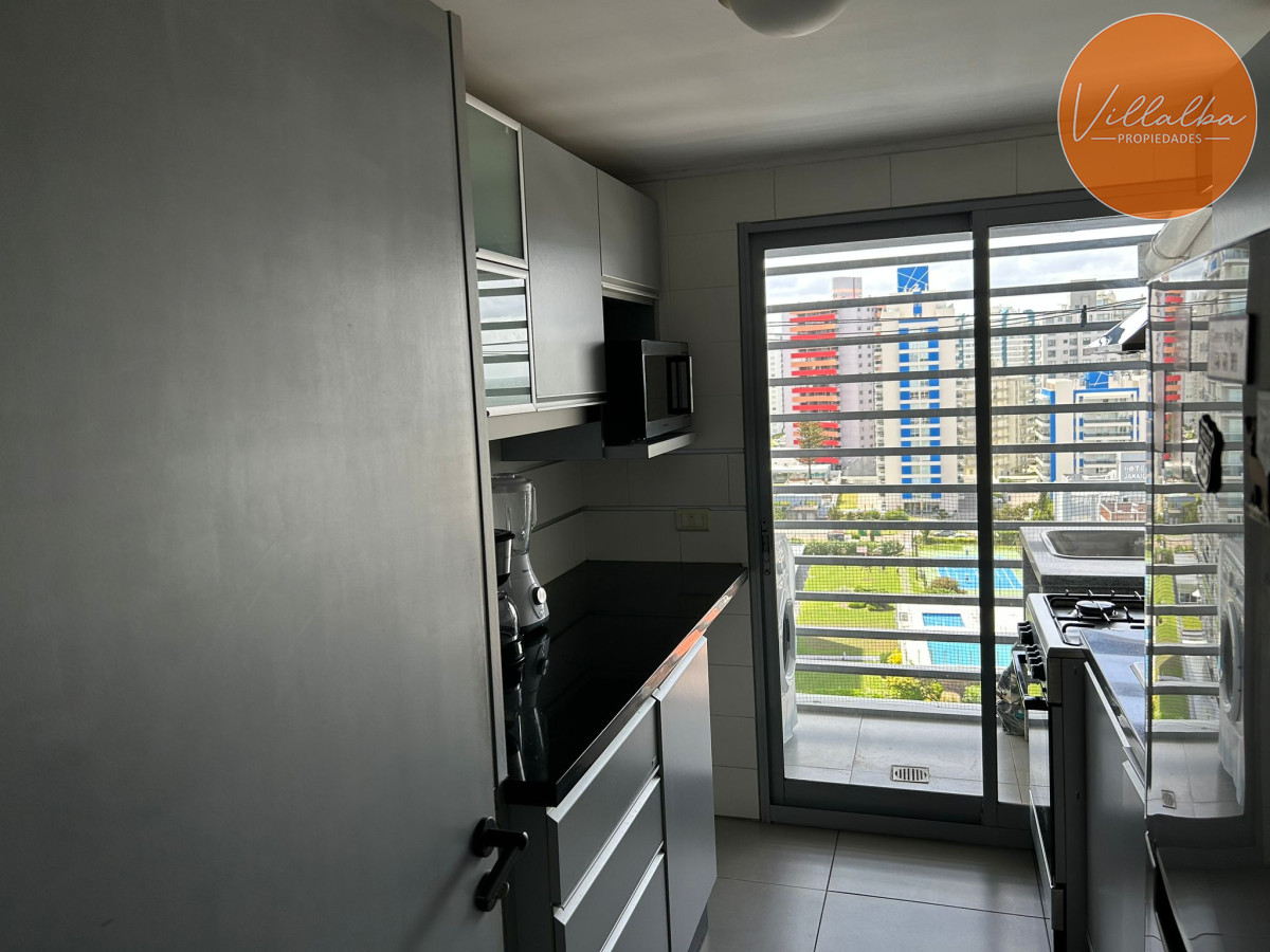 Apartamento ID.2738 - Apartamento en venta y alquiler de 2 dormitorios, Punta Del Este.