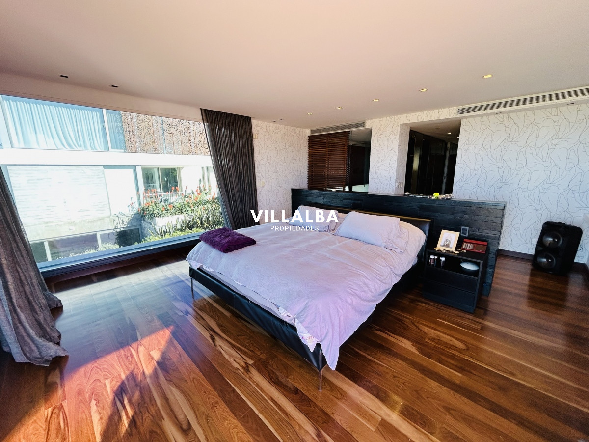 Casa ID.712 - Casa de lujo en Venta y Alquiler, Barrio Privado, en primera línea, Manantiales