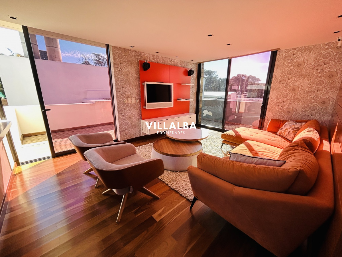 Casa ID.712 - Casa de lujo en Venta y Alquiler, Barrio Privado, en primera línea, Manantiales