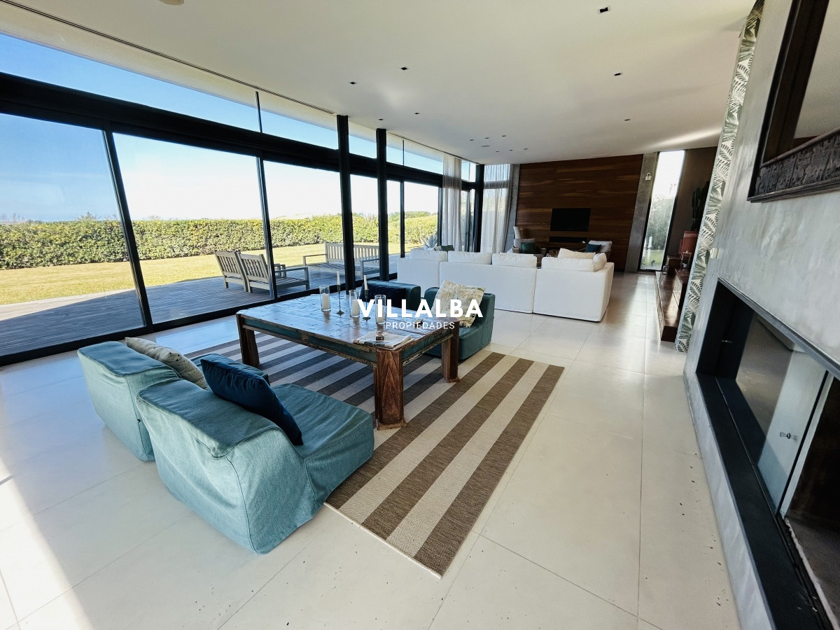 Casa ID.712 - Casa de lujo en Venta y Alquiler, Barrio Privado, en primera línea, Manantiales