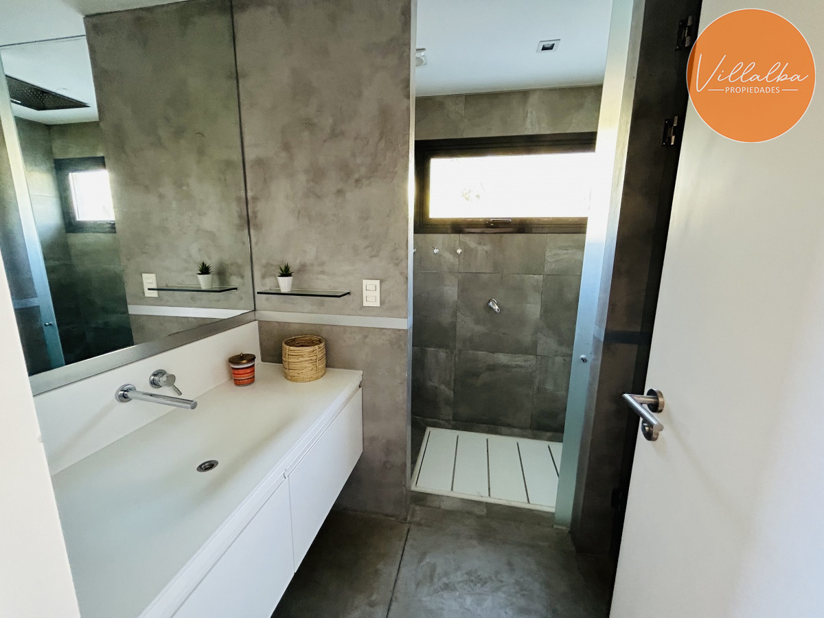 Apartamento ID.712 - Casa de lujo en Venta y Alquiler, Barrio Privado, en primera línea, Manantiales
