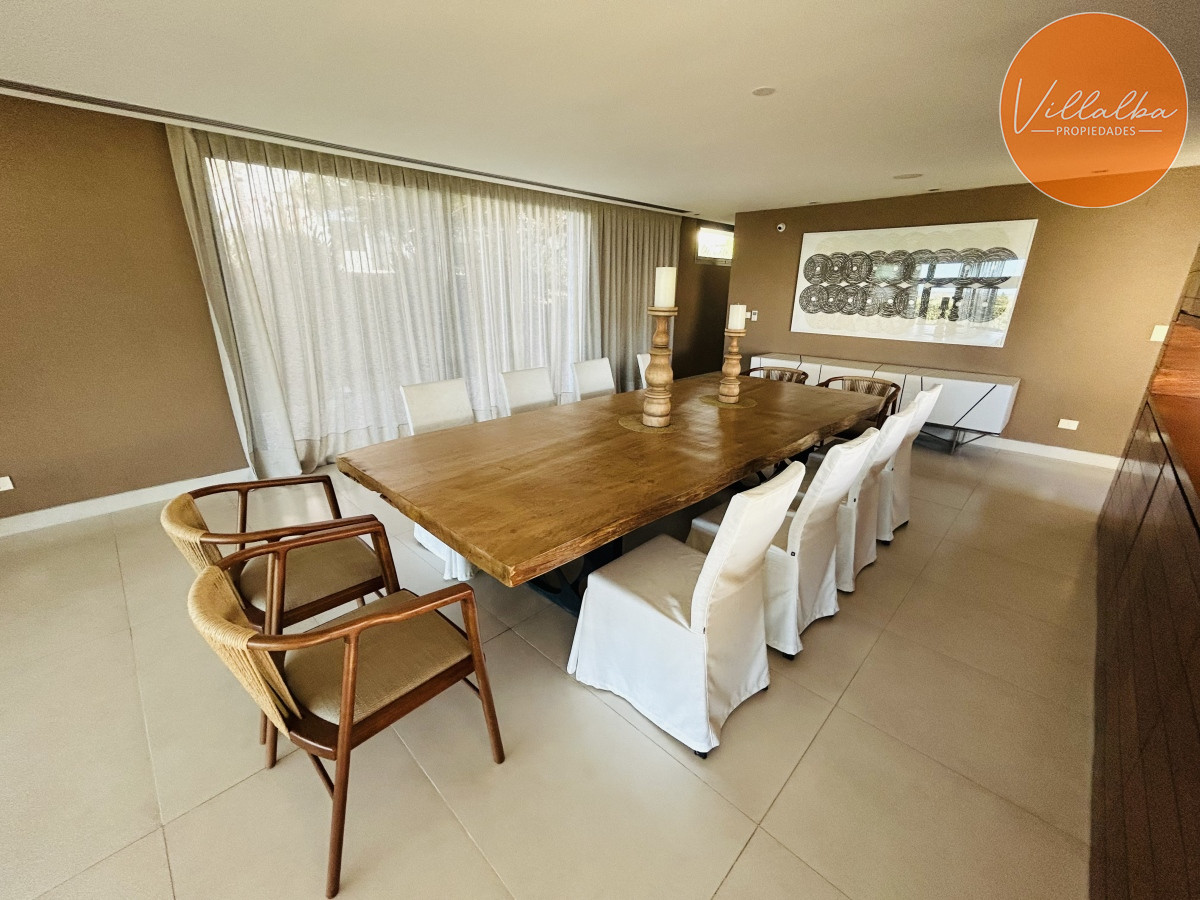 Apartamento ID.712 - Casa de lujo en Venta y Alquiler, Barrio Privado, en primera línea, Manantiales