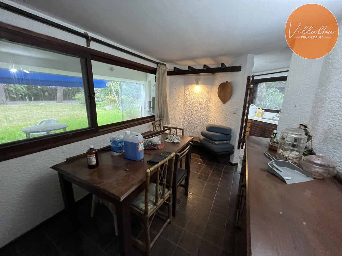 Casa ID.3409 - Casa En Venta o alquiler anual, Zona Cantegril.