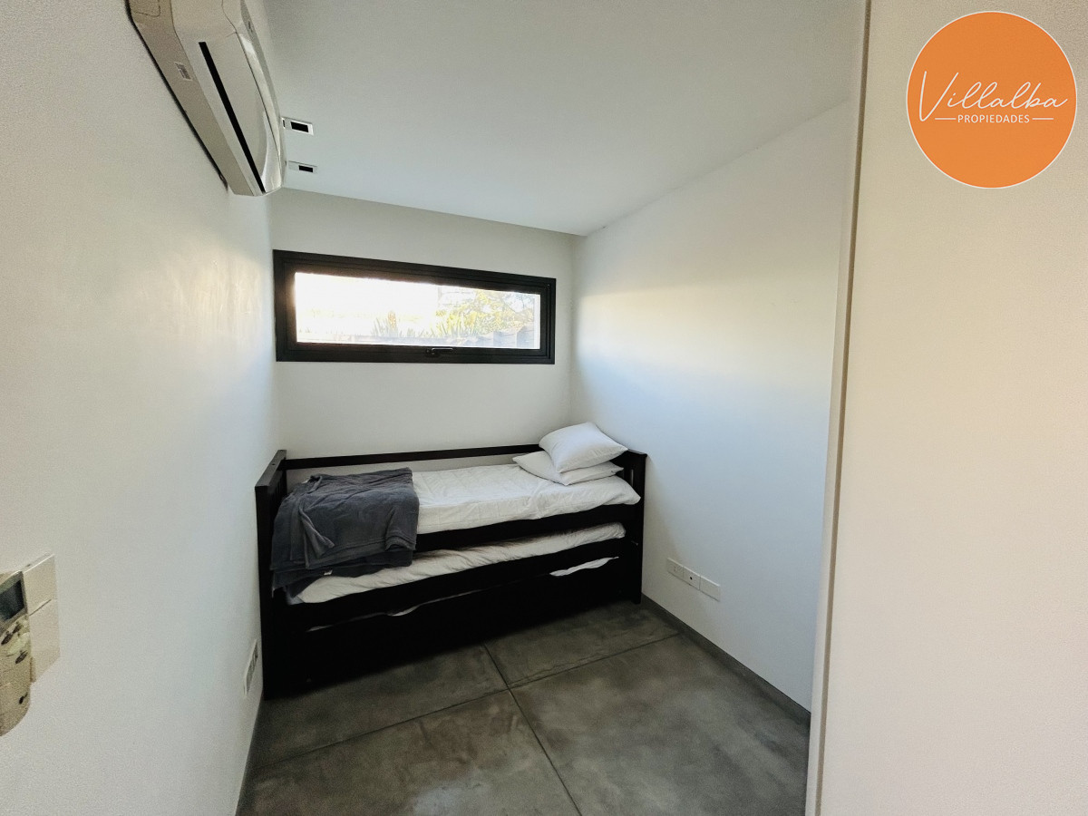 Apartamento ID.712 - Casa de lujo en Venta y Alquiler, Barrio Privado, en primera línea, Manantiales