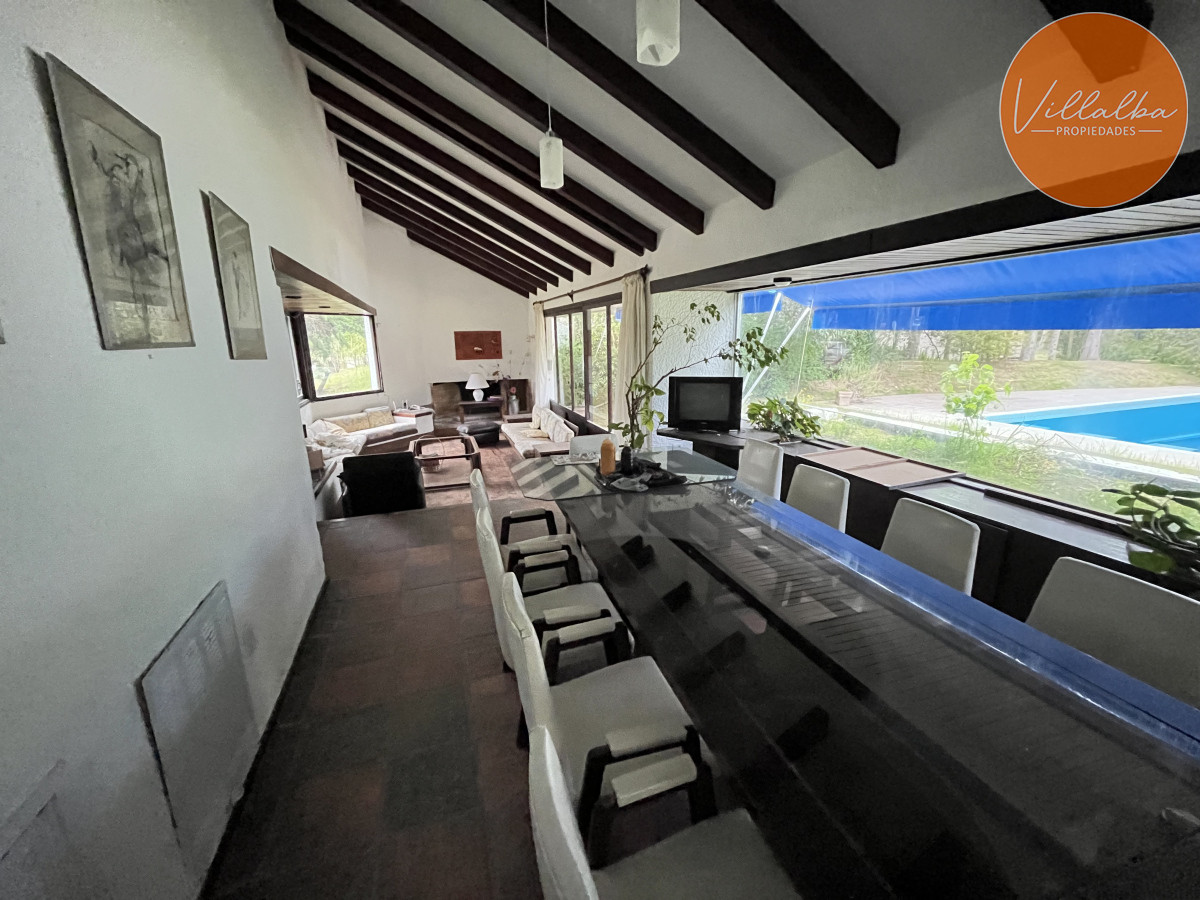 Casa ID.3409 - Casa En Venta o alquiler anual, Zona Cantegril.
