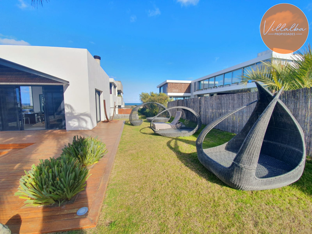 Apartamento ID.712 - Casa de lujo en Venta y Alquiler, Barrio Privado, en primera línea, Manantiales