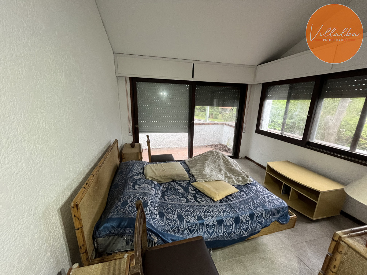 Casa ID.3409 - Casa En Venta o alquiler anual, Zona Cantegril.