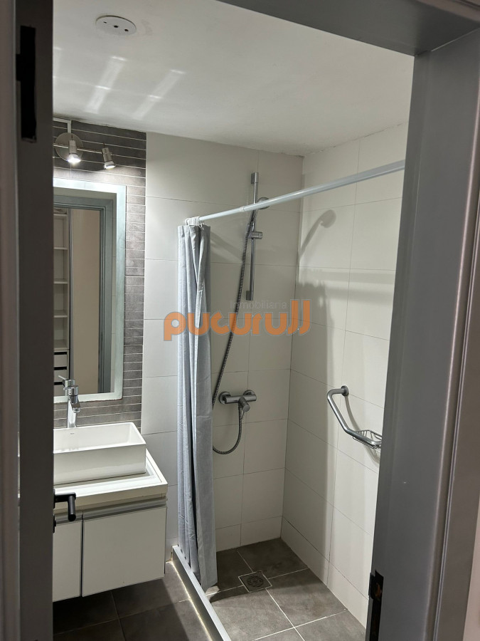 Apartamento ID.1787 - Apartamento en venta y alquiler de 2 dormitorios, Punta Del Este.