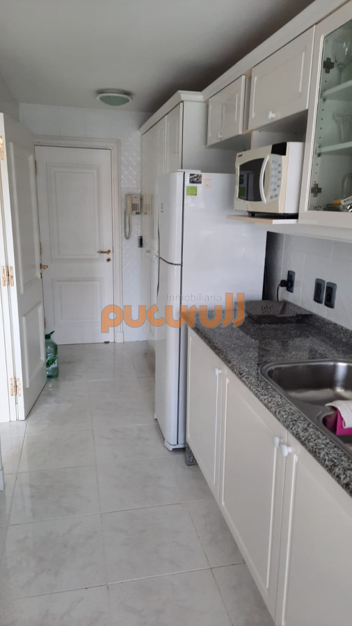 Apartamento ID.1785 - Apartamento En Venta Primera Línea, Punta Del Este.