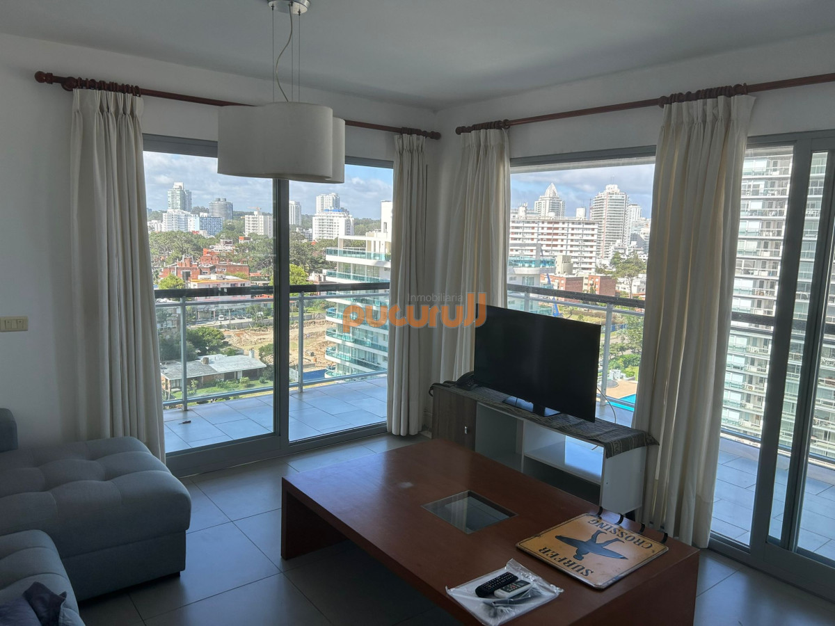 Apartamento ID.1787 - Apartamento en venta y alquiler de 2 dormitorios, Punta Del Este.