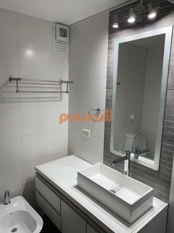 Apartamento ID.1787 - Apartamento en venta y alquiler de 2 dormitorios, Punta Del Este.