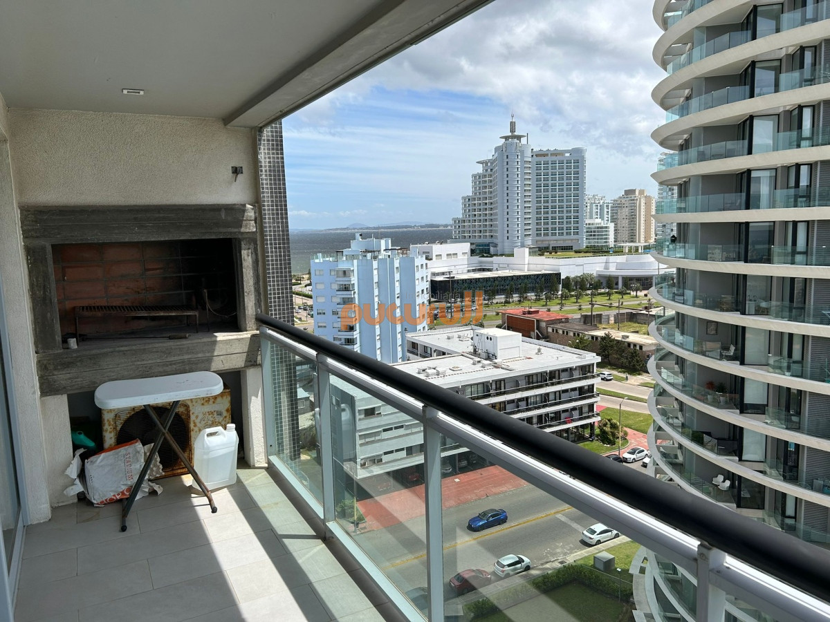 Apartamento ID.1787 - Apartamento en venta y alquiler de 2 dormitorios, Punta Del Este.