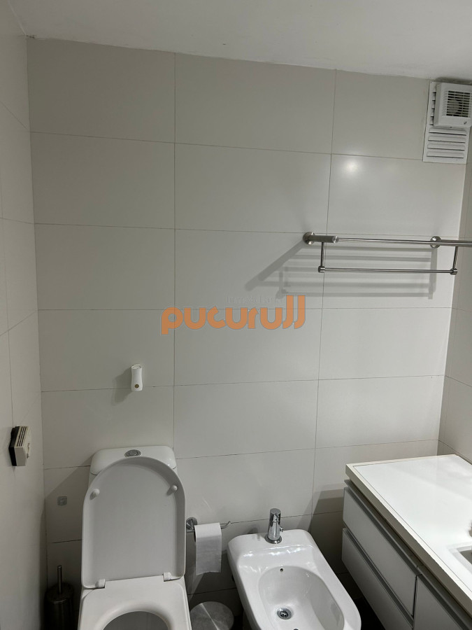 Apartamento ID.1787 - Apartamento en venta y alquiler de 2 dormitorios, Punta Del Este.