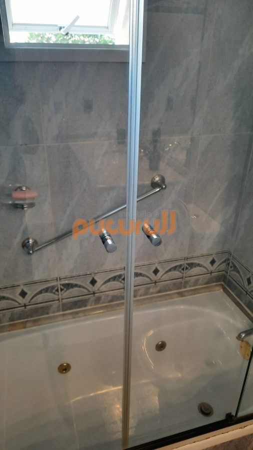 Apartamento ID.1785 - Apartamento En Venta Primera Línea, Punta Del Este.