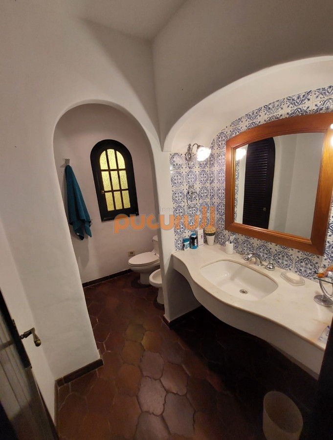 Casa ID.1788 - Casa en Venta, Parada de Playa Mansa, Punta del Este