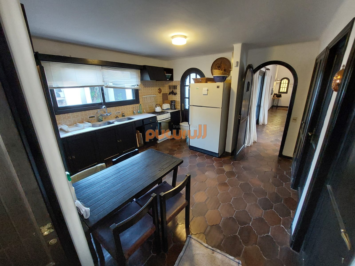 Casa ID.1788 - Casa en Venta, Parada de Playa Mansa, Punta del Este