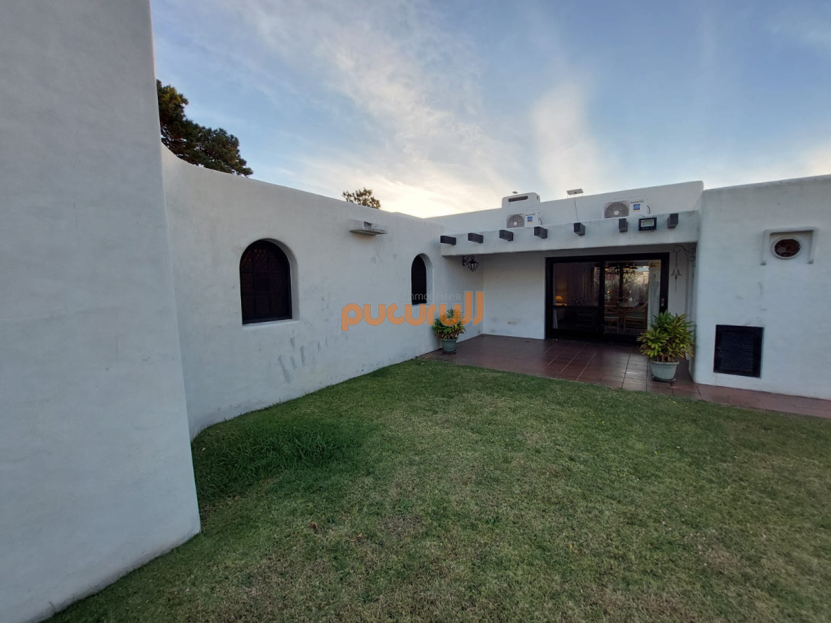 Casa ID.1788 - Casa en Venta, Parada de Playa Mansa, Punta del Este