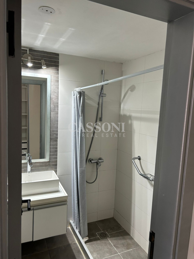 Apartamento ID.2888 - Apartamento en venta y alquiler de 2 dormitorios, Punta Del Este.