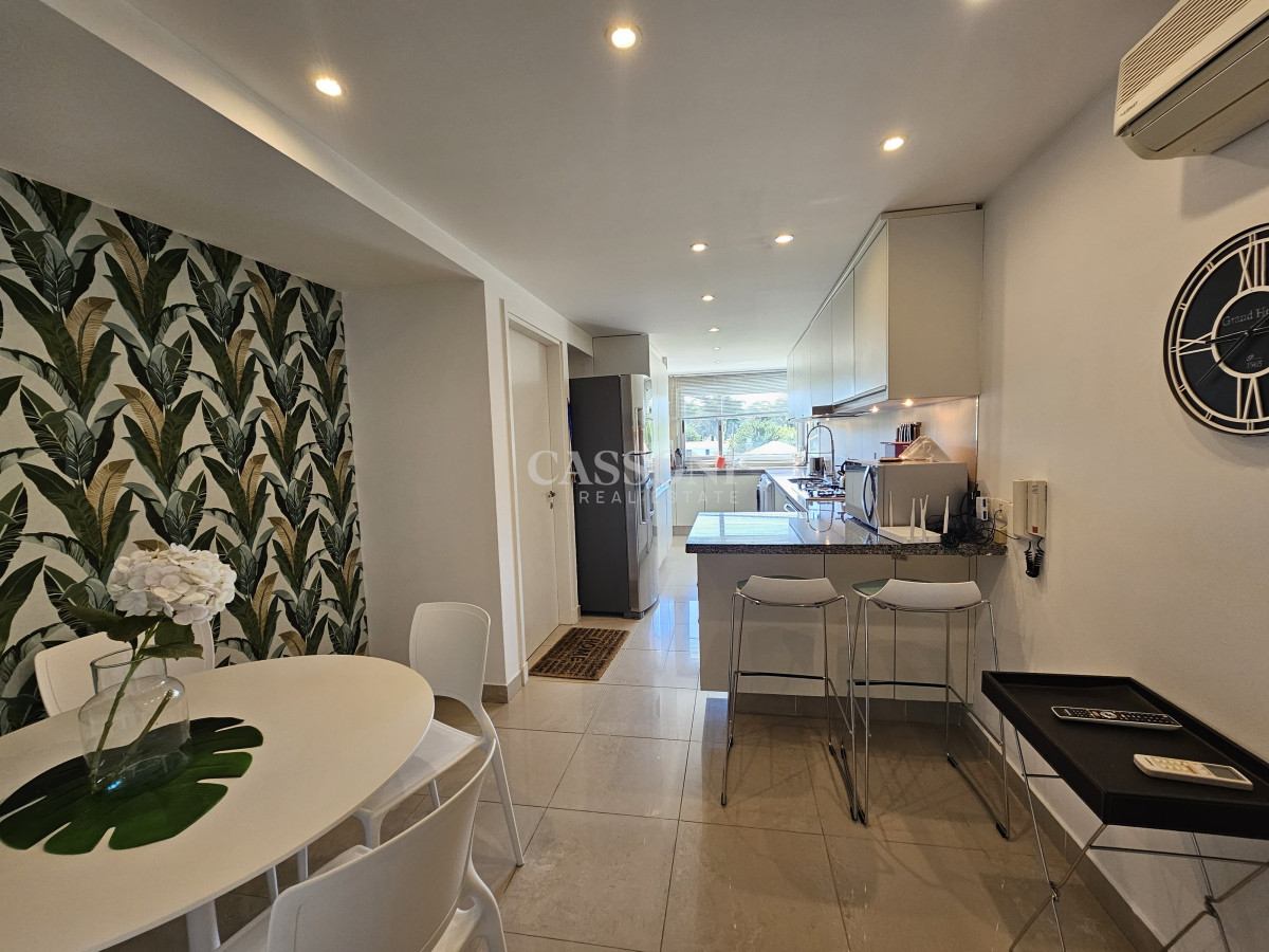 Apartamento ID.2538 - Exclusividad en brava - 3 dormitorios en suite con barbacoa y jacuzzi.