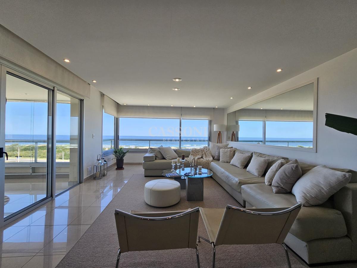 Apartamento ID.2538 - Exclusividad en brava - 3 dormitorios en suite con barbacoa y jacuzzi.