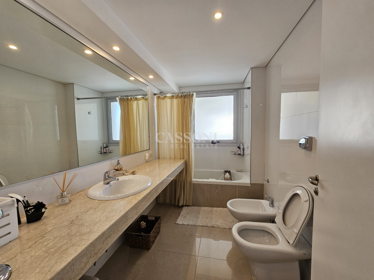 Apartamento ID.2538 - Exclusividad en brava - 3 dormitorios en suite con barbacoa y jacuzzi.