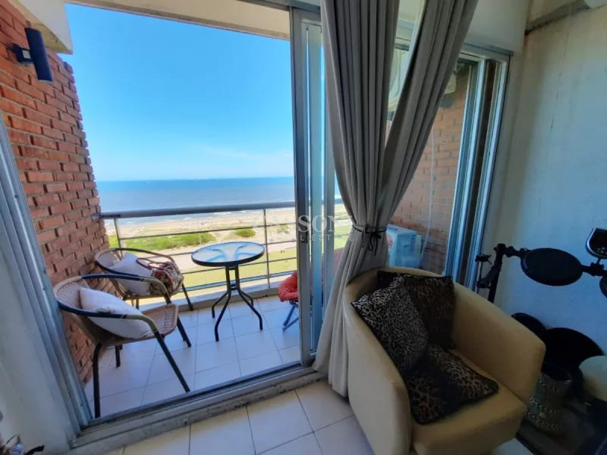 Apartamento ID.2957 - Apartamento en Venta y alquiler Frente Al Mar, Playa Brava.