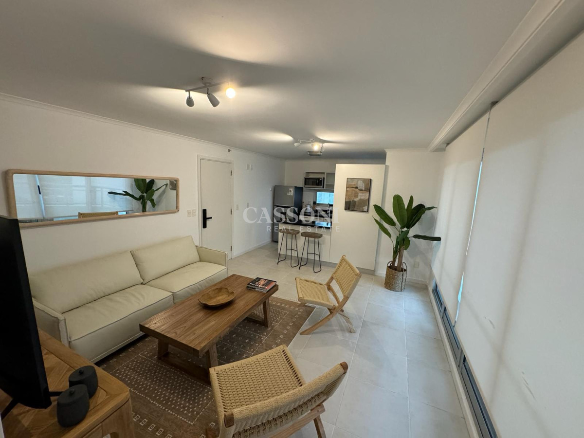 Apartamento ID.4252 - Alquiler temporal - Ocean Drive Full Amenities. 1 Dormitorio y medio