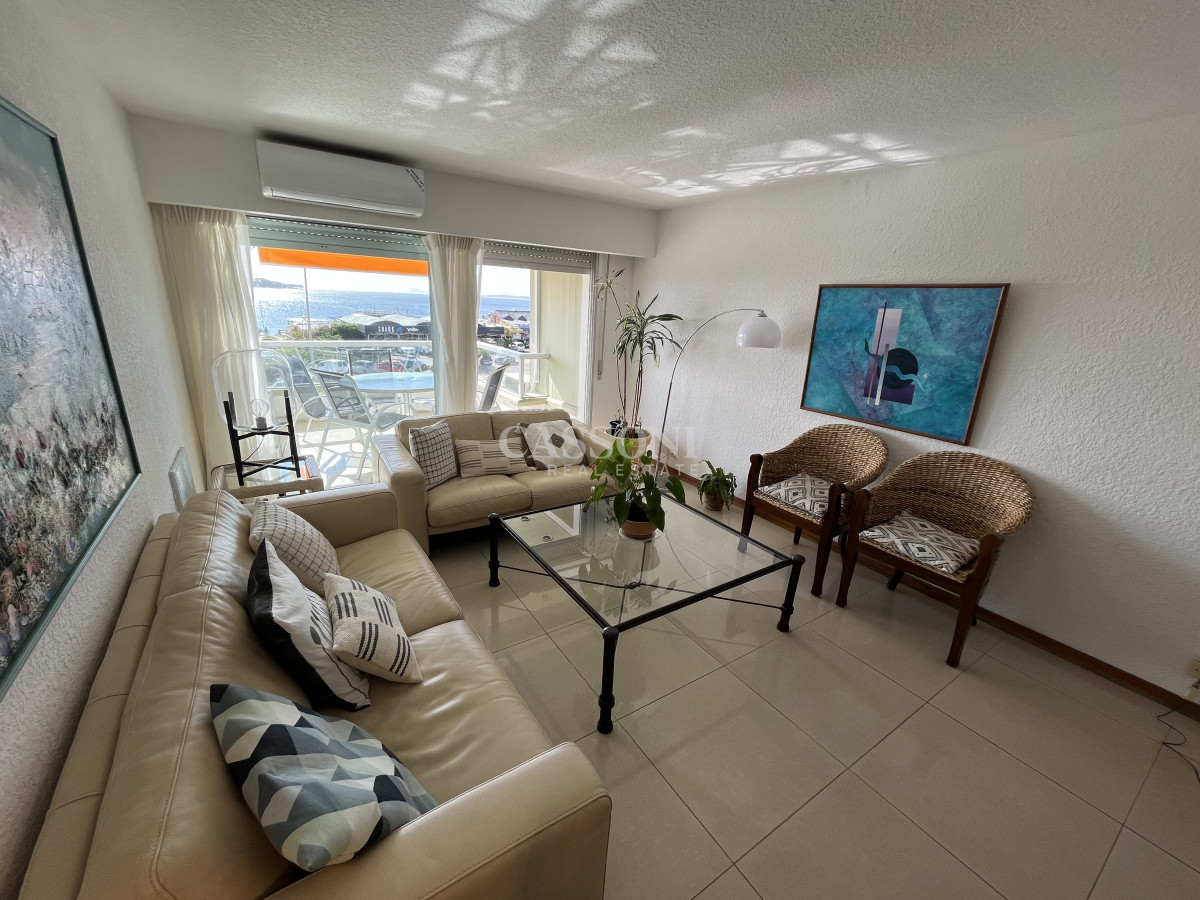 Apartamento ID.4238 - Espectacular planta 3 dormitorios frente al mar - Playa Mansa Punta Del Este.