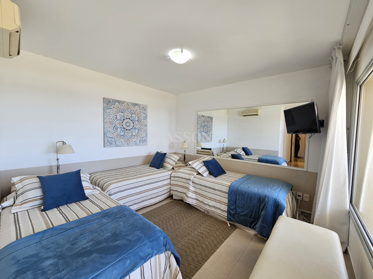 Apartamento ID.2538 - Exclusividad en brava - 3 dormitorios en suite con barbacoa y jacuzzi.