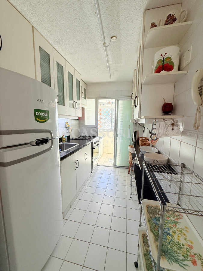 Apartamento ID.2528 - Cómoda y cálida planta de 3 dormitorios frente al mar.
