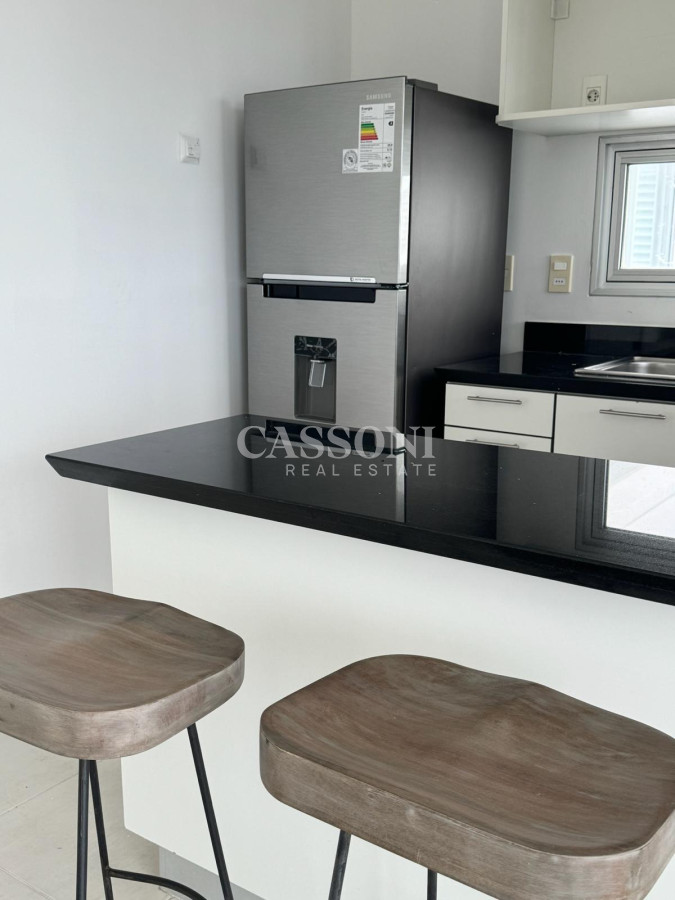 Apartamento ID.4252 - Alquiler temporal - Ocean Drive Full Amenities. 1 Dormitorio y medio