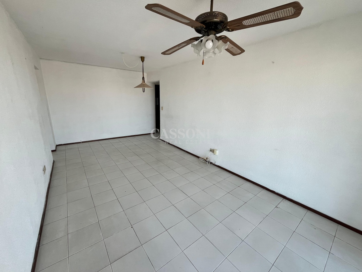 Apartamento ID.4031 - Apartamento en venta - 3 dormitorios Barrio Ipora.