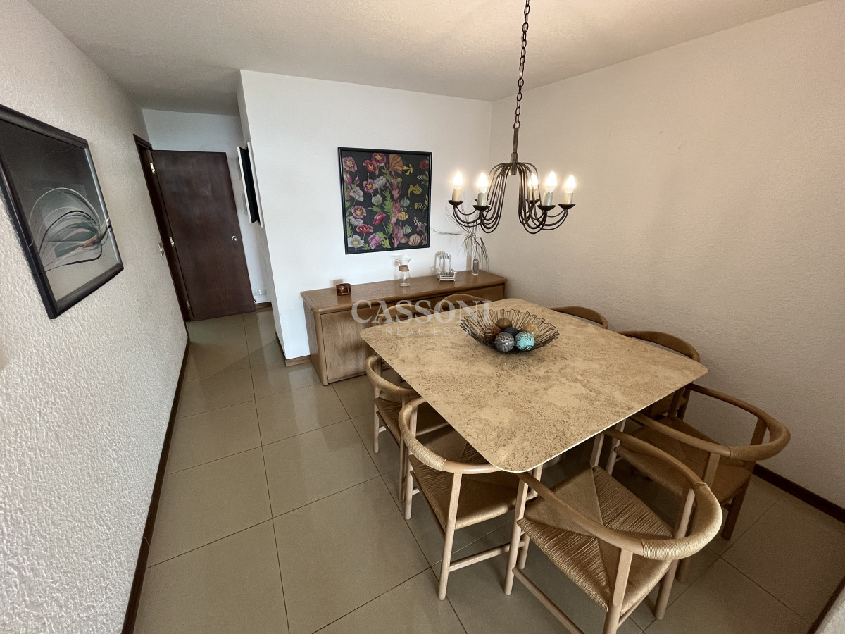 Apartamento ID.4238 - Espectacular planta 3 dormitorios frente al mar - Playa Mansa Punta Del Este.