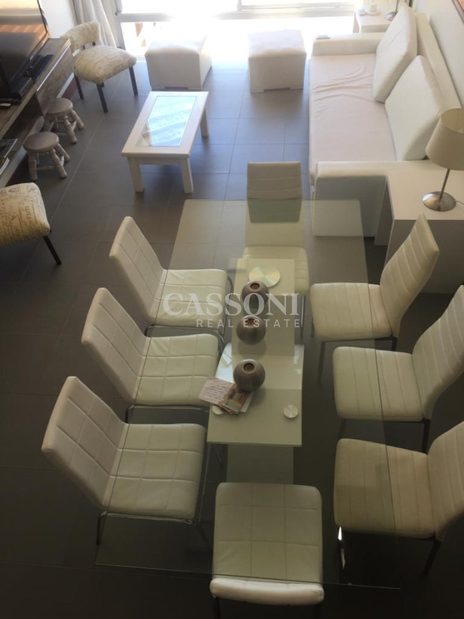 Apartamento ID.2456 - Apartamento Penthouse en venta y alquiler de temporada, Manantiales.