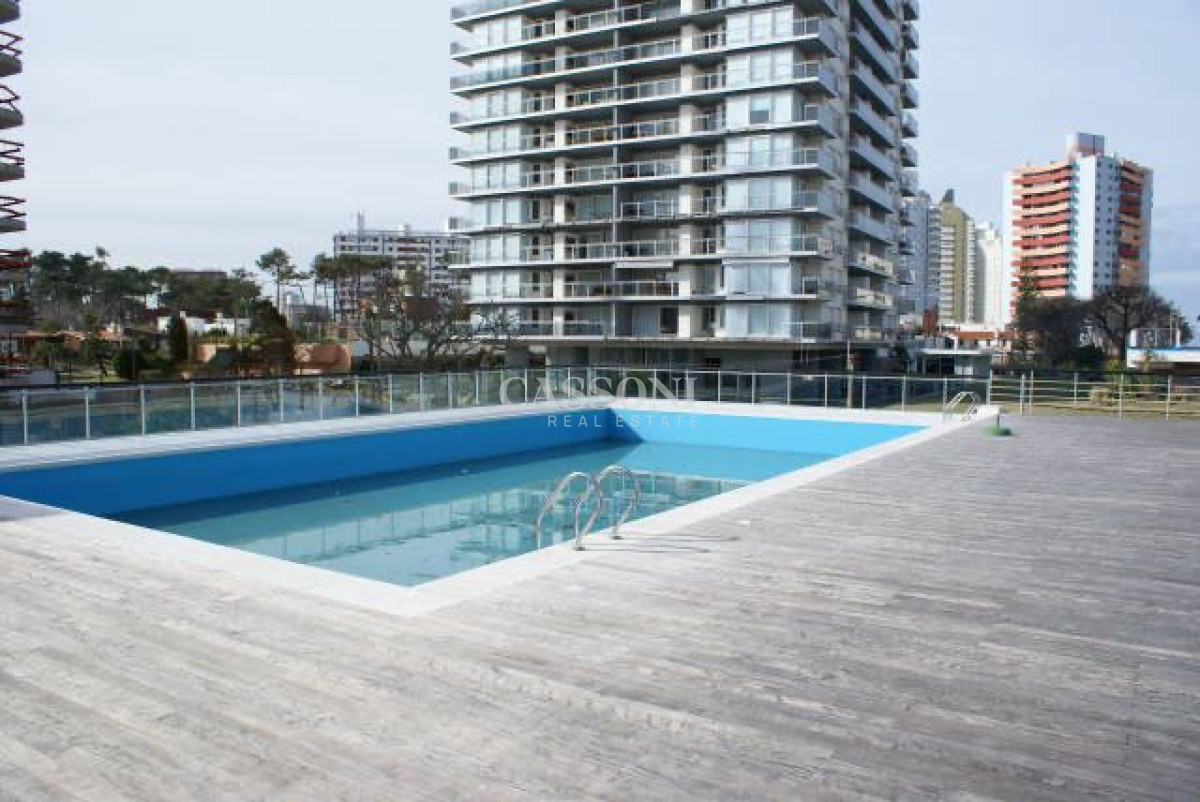 Apartamento ID.2888 - Apartamento en venta y alquiler de 2 dormitorios, Punta Del Este.