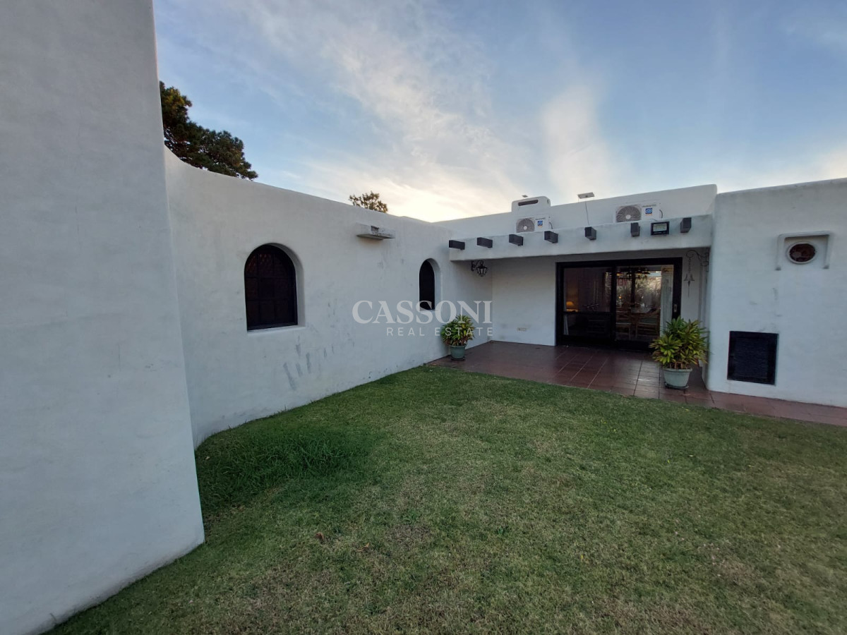 Casa ID.2889 - Casa en Venta, Parada de Playa Mansa, Punta del Este