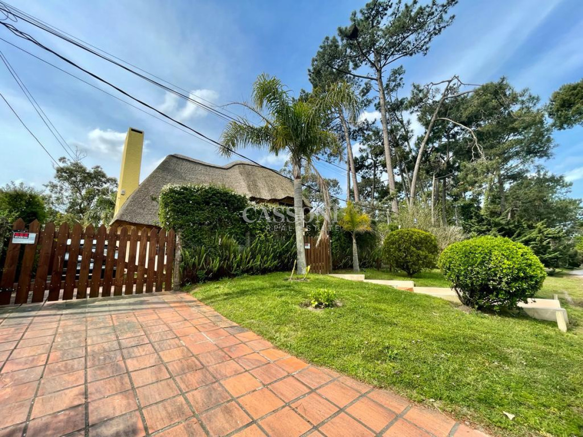 Casa ID.4834 - CASA ANUAL O TEMPORADA - PINARES PISCINA