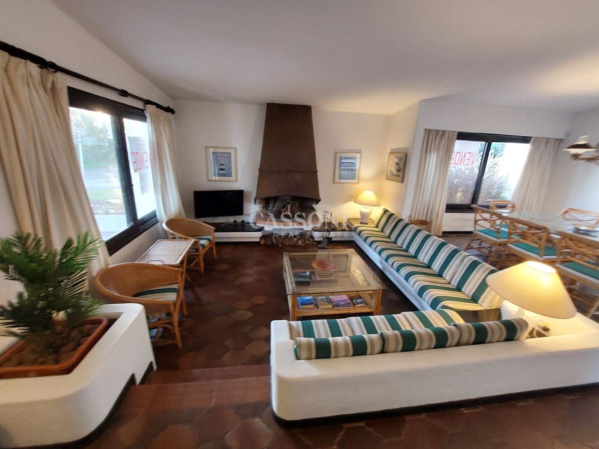 Casa ID.2889 - Casa en Venta, Parada de Playa Mansa, Punta del Este