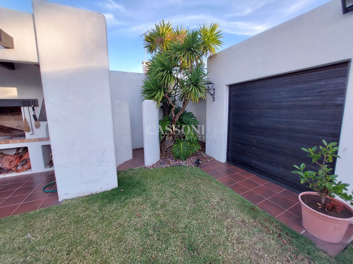 Casa ID.2889 - Casa en Venta, Parada de Playa Mansa, Punta del Este