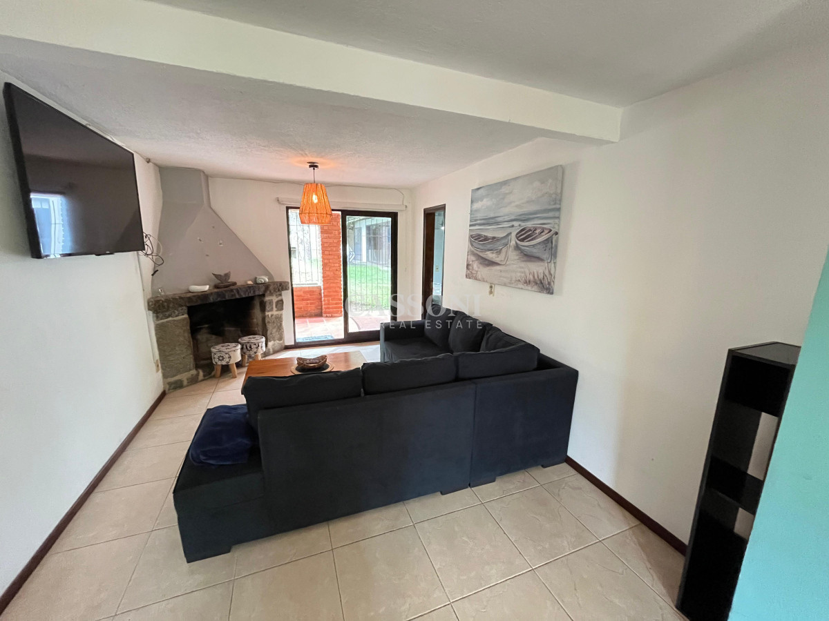 Casa ID.4196 - Jardines de cordoba - Proximo a los colegios 3 dormitorios.