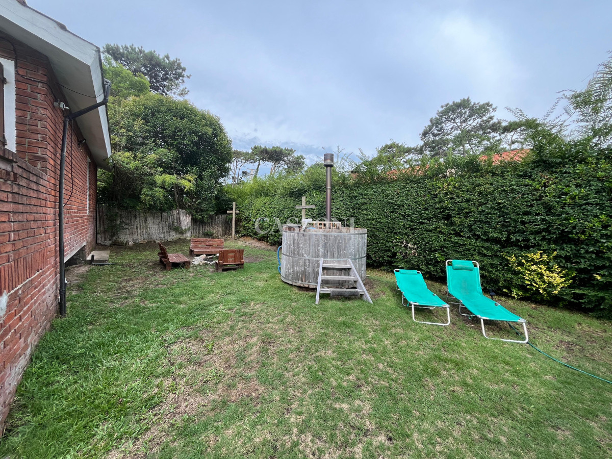 Casa ID.4196 - Jardines de cordoba - Proximo a los colegios 3 dormitorios.