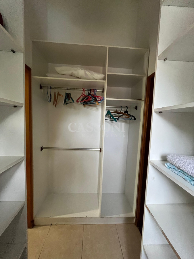 Casa ID.4196 - Jardines de cordoba - Proximo a los colegios 3 dormitorios.