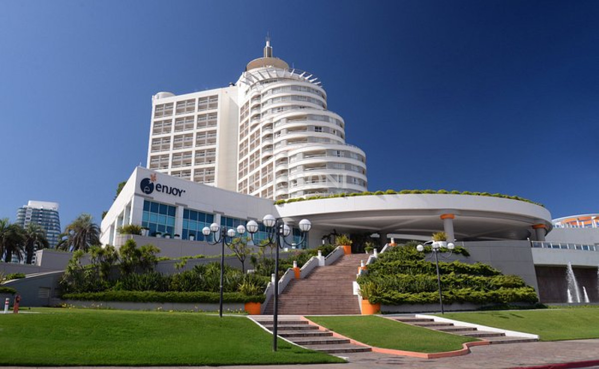 Terreno ID.2532 - Terrenos en venta ideal proyecto de edificio frente al hotel casino enjoy (Ex Conrad)