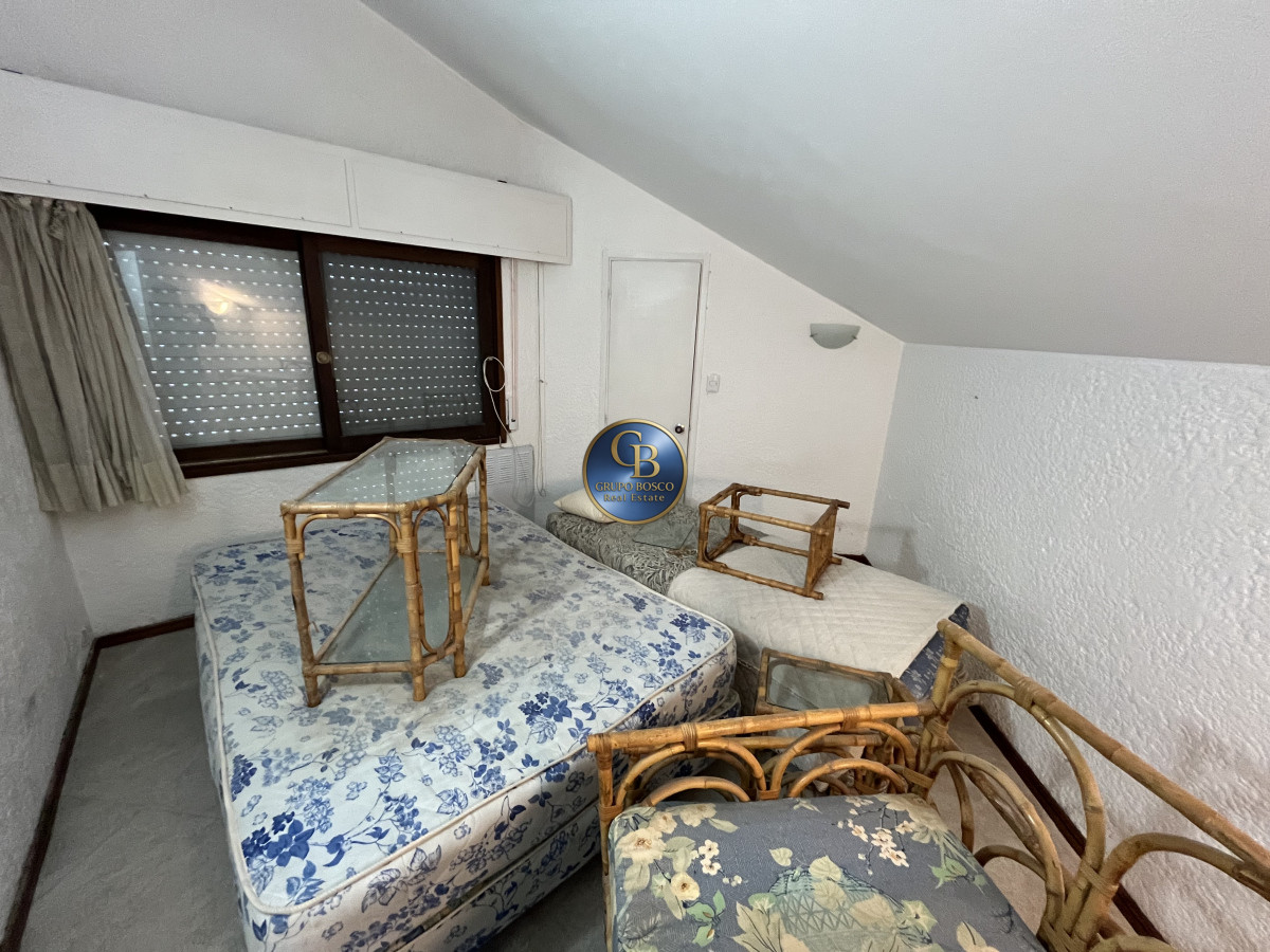 Casa ID.1343 - Casa En Venta o alquiler anual, Zona Cantegril.