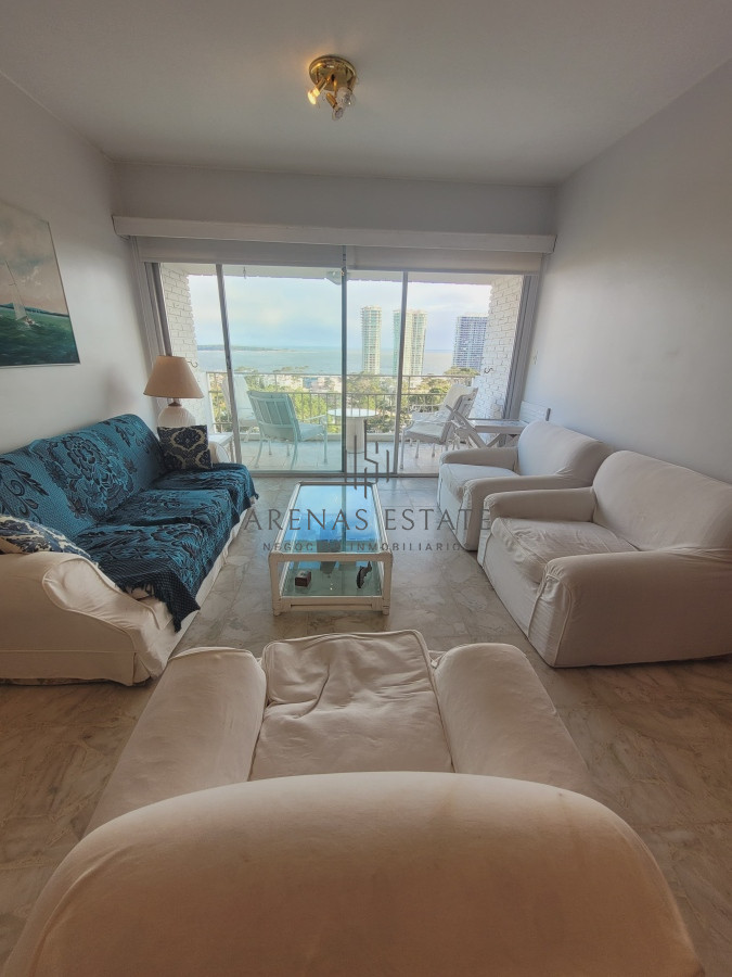 Apartamento ID.3518 - Apartamento En Venta 3 dormitorios a 400 metros del mar!! 