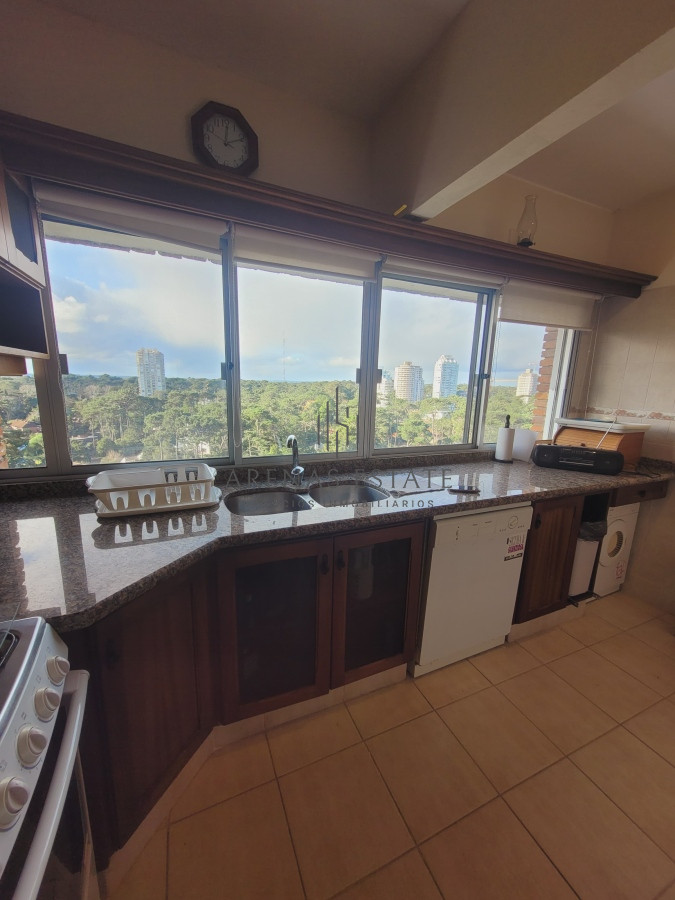 Apartamento ID.3518 - Apartamento En Venta 3 dormitorios a 400 metros del mar!! 