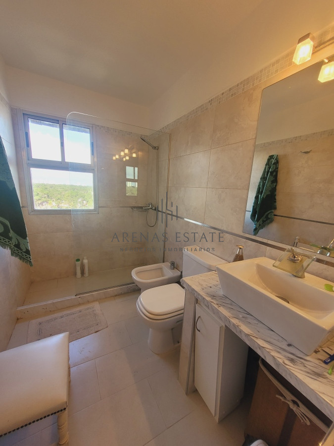 Apartamento ID.3518 - Apartamento En Venta 3 dormitorios a 400 metros del mar!! 