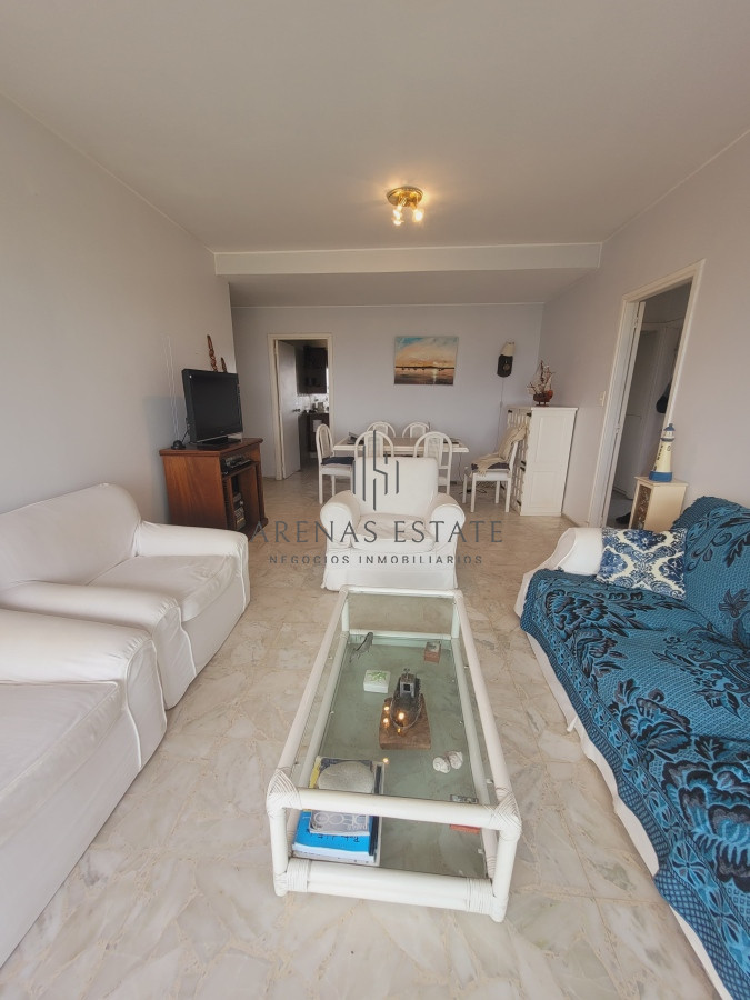 Apartamento ID.3518 - Apartamento En Venta 3 dormitorios a 400 metros del mar!! 
