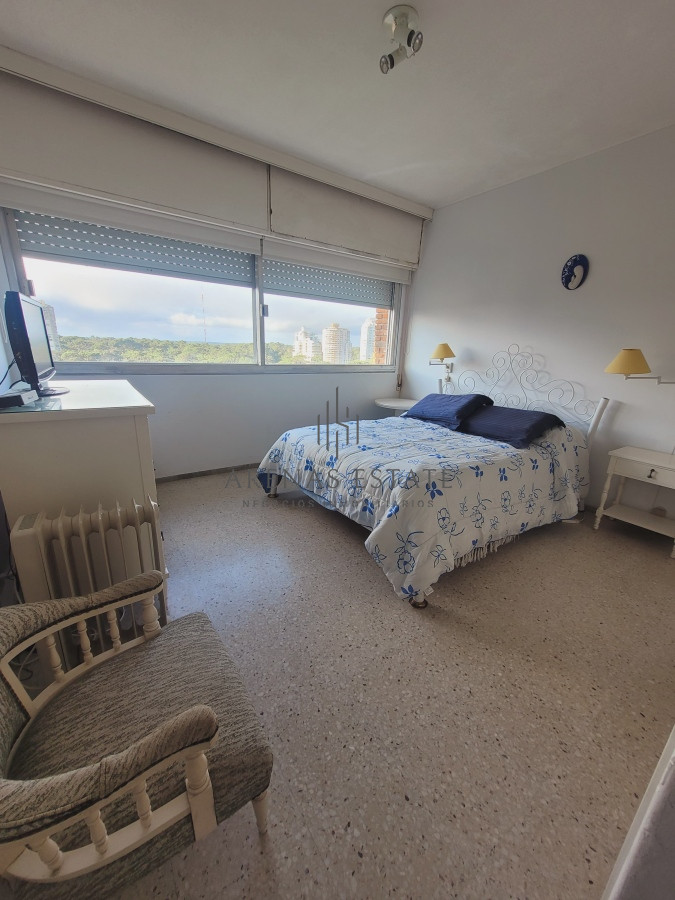 Apartamento ID.3518 - Apartamento En Venta 3 dormitorios a 400 metros del mar!! 