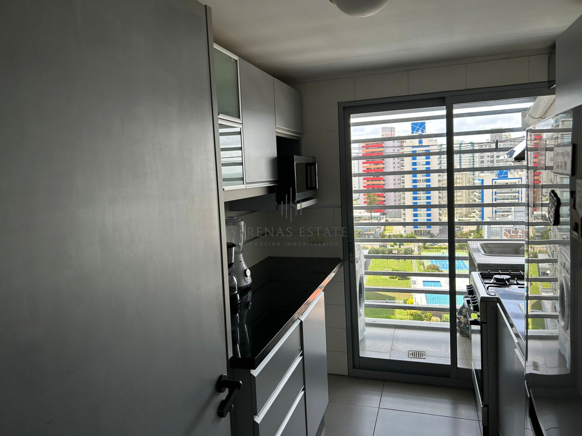 Apartamento ID.2585 - Apartamento en venta y alquiler de 2 dormitorios, Punta Del Este.
